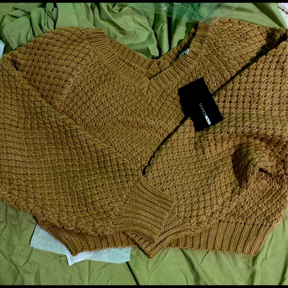 Fashion nova sweater